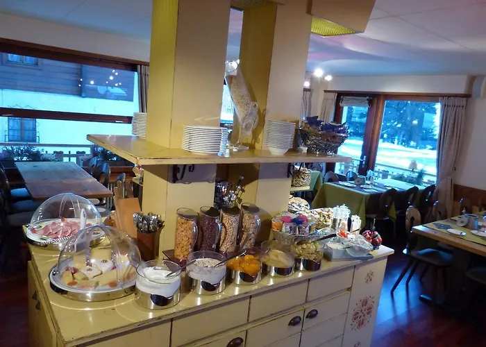 Ermitage Отель Вербье